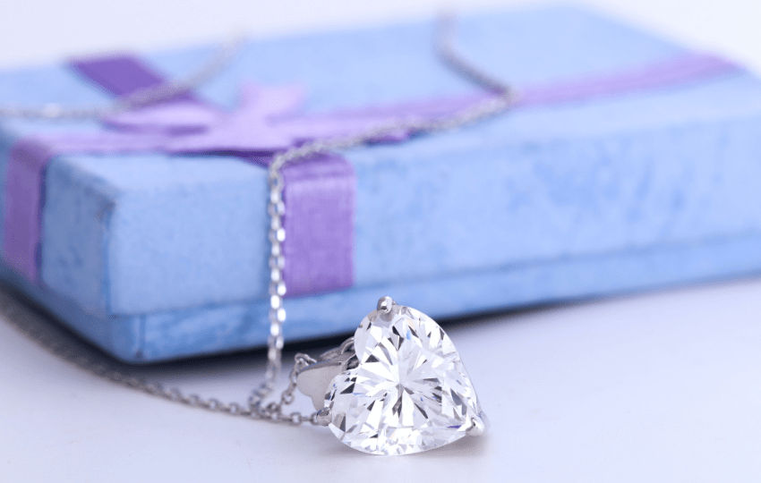 Aşkı Anlatan Zamansız Mücevherlerin Taşları